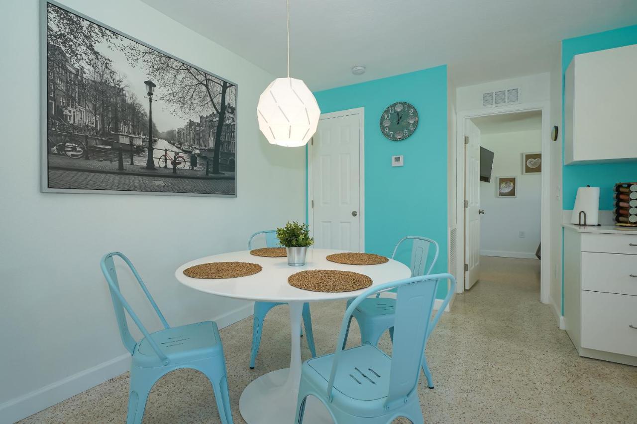 Modern & Fresh - Less Than 3 Miles To The Beach! 萨拉索塔 外观 照片